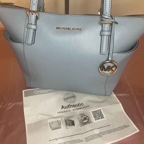 Authentic Michael Kors Light Blue Tote with Gold Accents #015NCOA - Picture 1 of 12